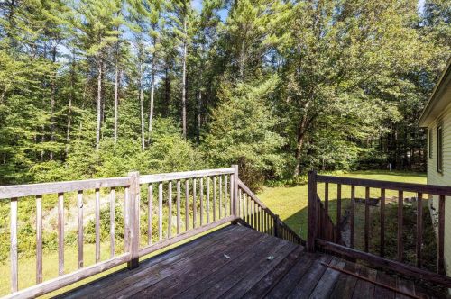 246 Church Rd, Allenstown NH  03275-2903 exterior