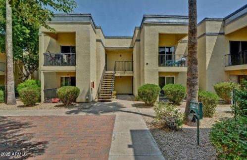 740 Elm St, Phoenix AZ  85013-2416 exterior