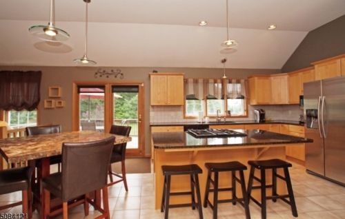 22 Voight Ln, Lafayette NJ  07848-3132 exterior