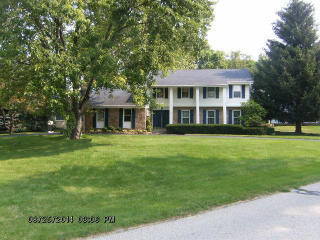 21890 Galahad Ln, Brookfield, WI 53045-3924