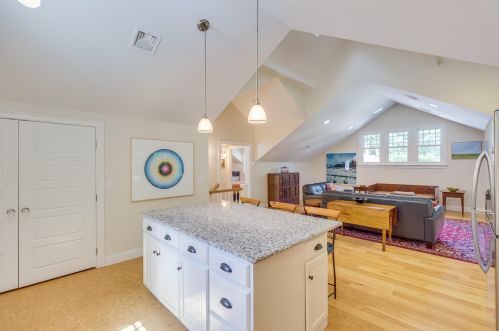 40 Main St, Falmouth MA  02540-3129 exterior