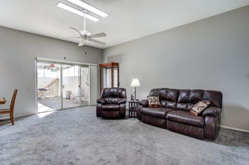 10947 Coggins Dr, Sun City AZ  85351-3346 exterior