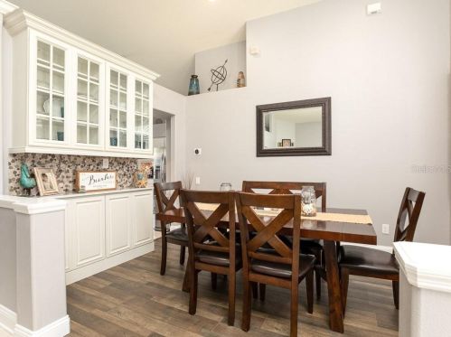 48 Valleywood Dr, De Bary FL  32713-3280 exterior