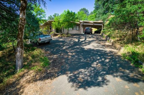 2255 Will O View Cir, Lakeport, CA 95453-3029