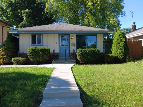 7707 Florist Ave, Milwaukee, WI 53218-1707