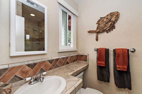 8403 Catalina Ave, Whittier CA 90605-1104 exterior