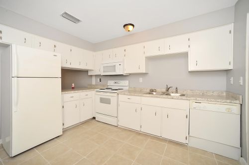 634 Leo Dr, Cocoa FL  32926-5308 exterior