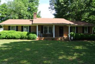 2904 Loretta Ln, Greensboro, NC 27405-3012