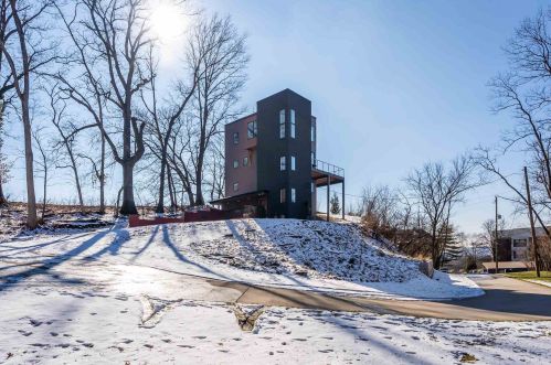 639 Truman Ln, Newport, KY 41073-1528