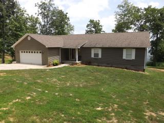 1325 Vineyard Point Rd, Sequatchie, TN 37374-5034