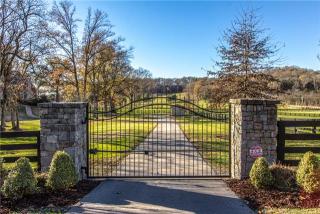3151 Mcmillan Rd, Franklin, TN 37064-9375