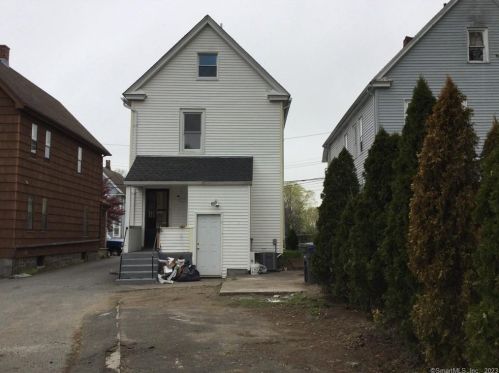 368 Lenox Ave, Bridgeport CT  06605-1977 exterior