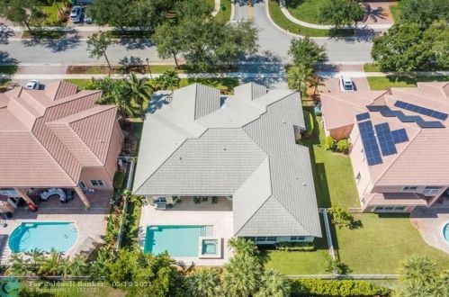 18671 41st St, Hollywood, FL 33029-2769