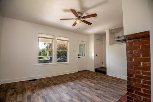 662 Stambaugh Ave, Hermitage PA  16146-4131 exterior