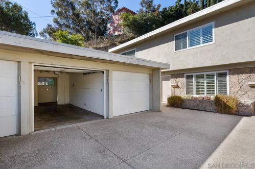 3774 Dove St, San Diego, CA 92103-3979