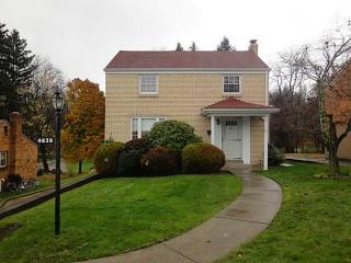 4636 Woodhill Dr, Whitaker, PA 15120-3521