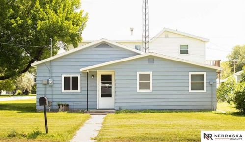 1145 Avenue H, Gothenburg, NE 69138-2038