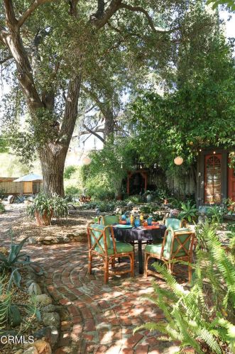 2919 Lake Ave, Altadena CA  91001-1621 exterior