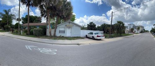27317 Felts Ave, Bonita Springs, FL 34135-5463