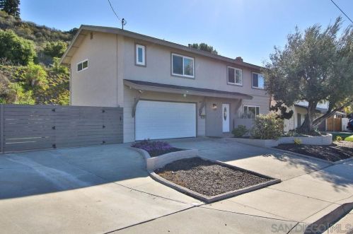 7451 Margerum Ave, San Diego, CA 92120-2015
