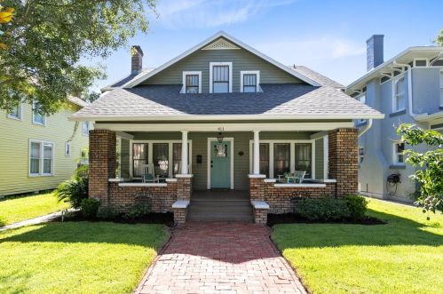 411 Magnolia Ave, Sanford, FL 32771-1917