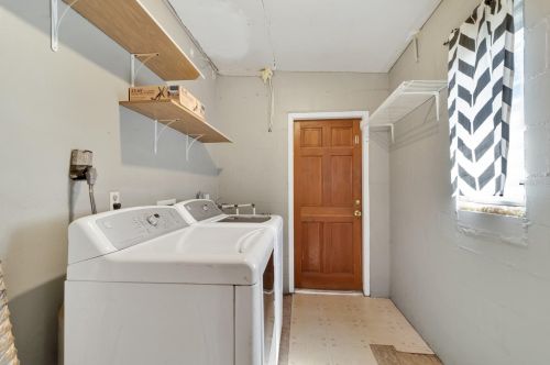 3510 Lk Margaret Dr, Orlando FL 32806-6614 exterior