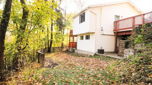 729 Boggs Ave, Pittsburgh PA  15211-2335 exterior