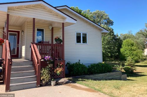 15248 309 Ave, Princeton MN 55371-4601 exterior