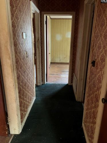 925 Osage Ave, Cayce-West Columbia SC 29169-6917 exterior