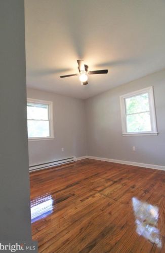 1 Old Barn Rd, Richmond National Battlefiel VA  22835-9008 exterior