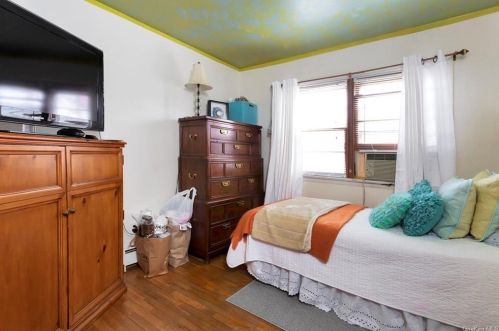 1 Intervale Ave, White Plains NY  10603-1708 exterior