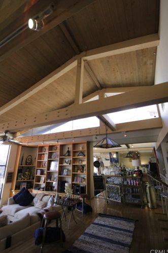 9325 Marina Pacifica Dr, Long Beach CA 90803-7004 exterior