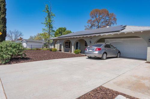 1139 Niblick Rd, Lake Nacimiento, CA 93446-3411