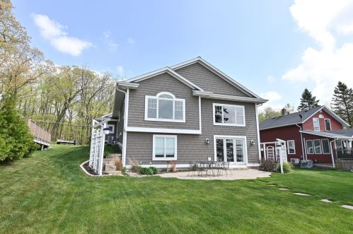 23305 Shore Dr, Kansasville WI  53139-9714 exterior