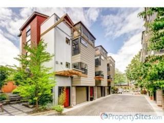 5926 California Ave, Seattle, WA 98136-3620