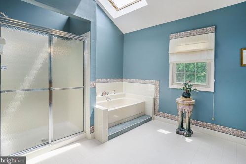 13 Beth Dr, Prospectville PA 19002-1930 exterior