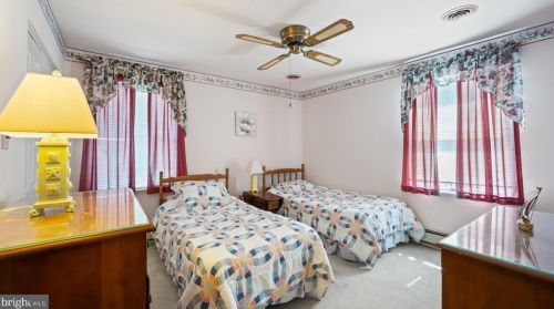 175 9th St, Brigantine City NJ  08203-2307 exterior