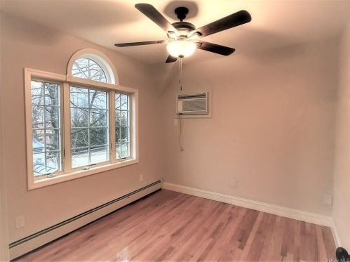 57 Lk Dr, Greenwood Lake NY  10925-2713 exterior