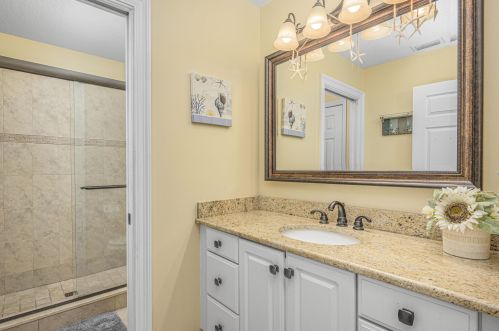 435 Fairway Lndg, Fort Pierce FL  34986-2166 exterior