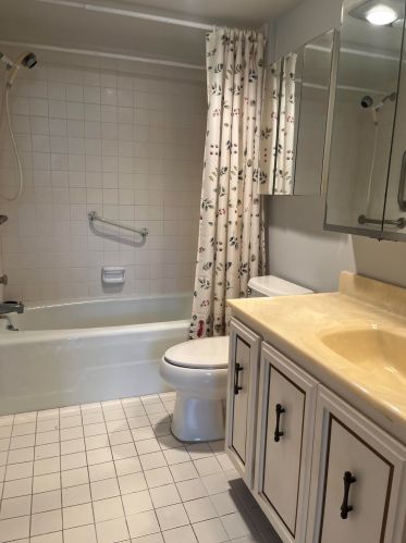 1 Harbourside Dr, Delray Beach FL  33483-5126 exterior