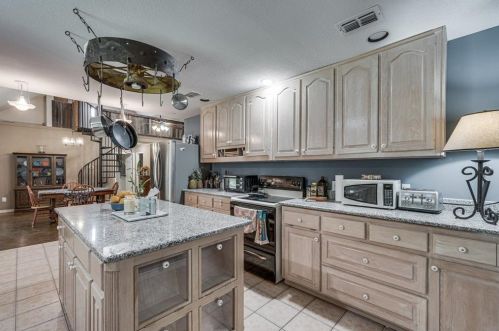 1511 Walnut Grv Rd, Midlothian TX  76065-4749 exterior