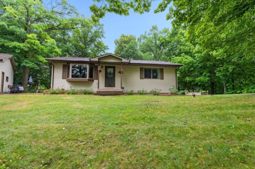 23890 132nd St, Otsego, MN 55330-9444