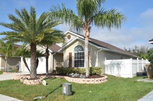 5664 Sycamore Canyon Dr, Kissimmee, FL 34758-1723