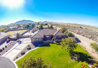 2531 Meadowview Dr, Gilbert, AZ 85298-2059