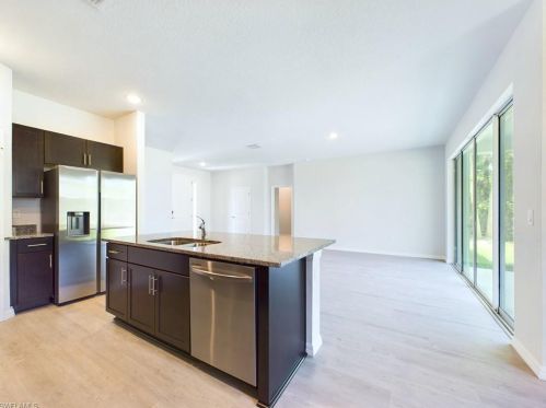 1414 6 Ave, Cape Coral FL  33909-0013 exterior