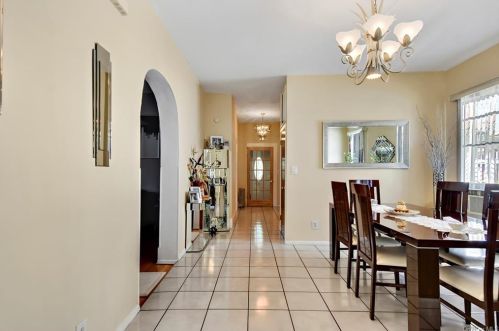 269 Rich Ave, Mount Vernon NY  10550-1511 exterior