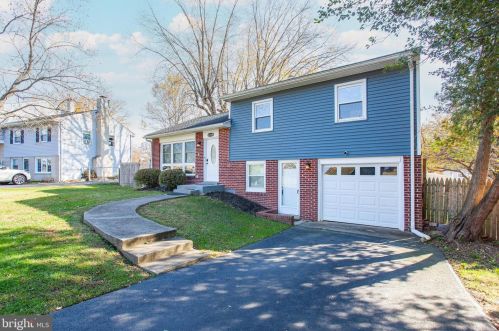 2219 Helms Mnr, Boothwyn, PA 19061-3358