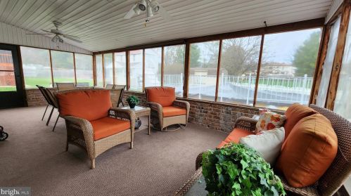 17 Briarwood Rd, Shrewsbury PA  17361-1801 exterior