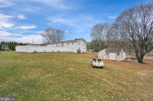 32 North Dr, Schuylkill Haven PA  17972-8955 exterior