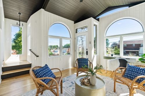 501 Charlotte Dr, Pittsburgh, PA 15236-2414